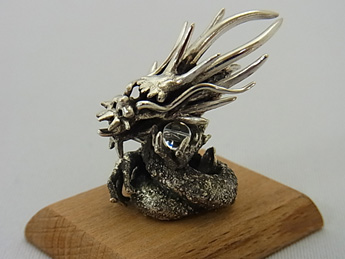 �Z�\�܁@���q���i